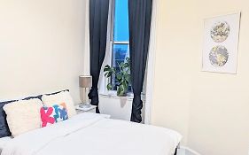Edinburgh City Center Haymarket Double Room